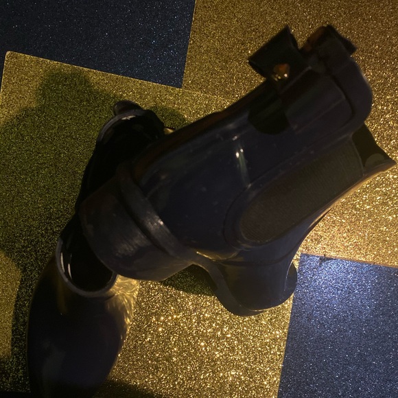 KATE SPADE DEEP NAVY POLKA DOT RAIN ANKLE Boots LUX GUC 1 FLAW - Picture 6 of 15